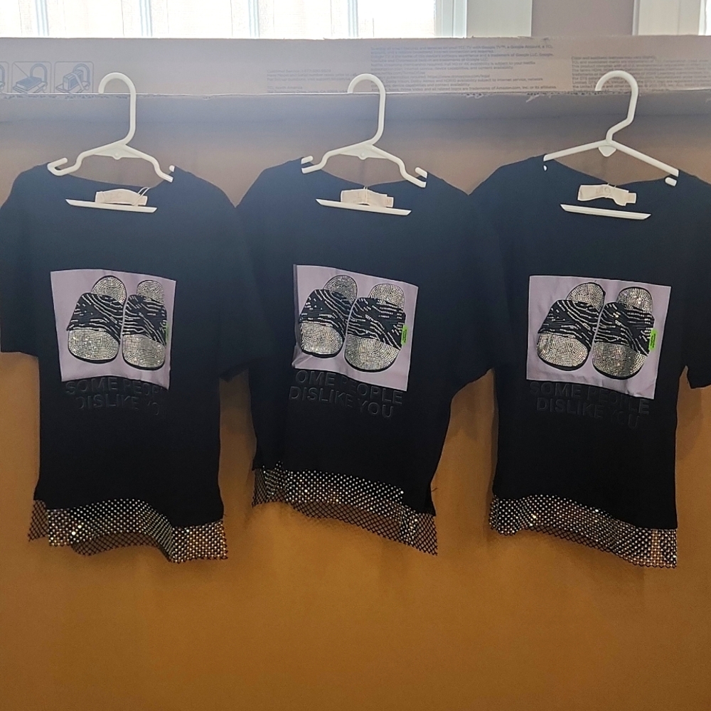 RHINESTONE TEE